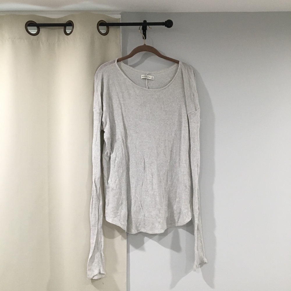 Ambercrombie and Fitch Casual Grey Sweater